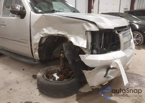 2011 Chevrolet Tahoe Ltz из США, поврежденный, VIN 1GNSKCE05BR193619